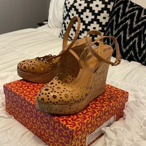 Tory Burch beautiful wedge sandals with cork wedge/ platform